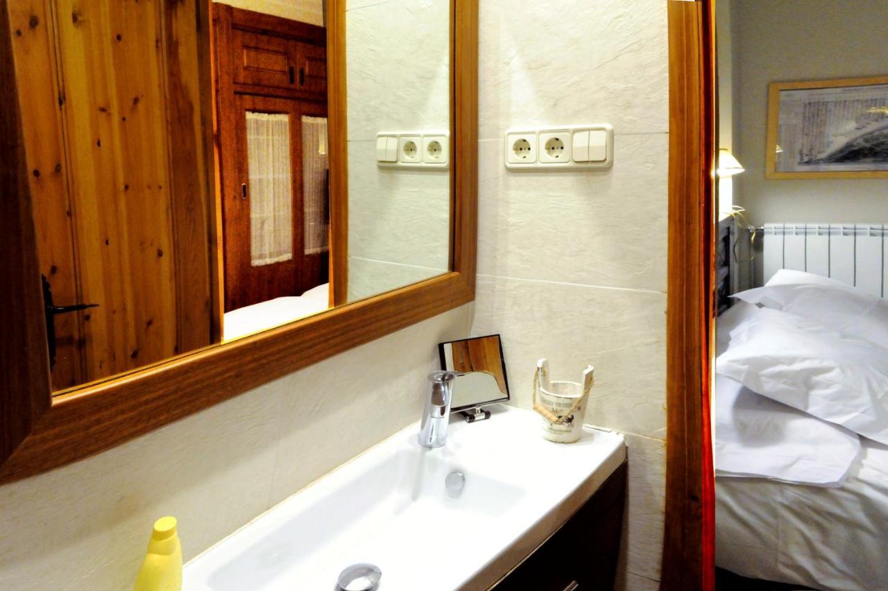 Chardin D'Alto-Apartamentos Chardins Benasque Buitenkant foto